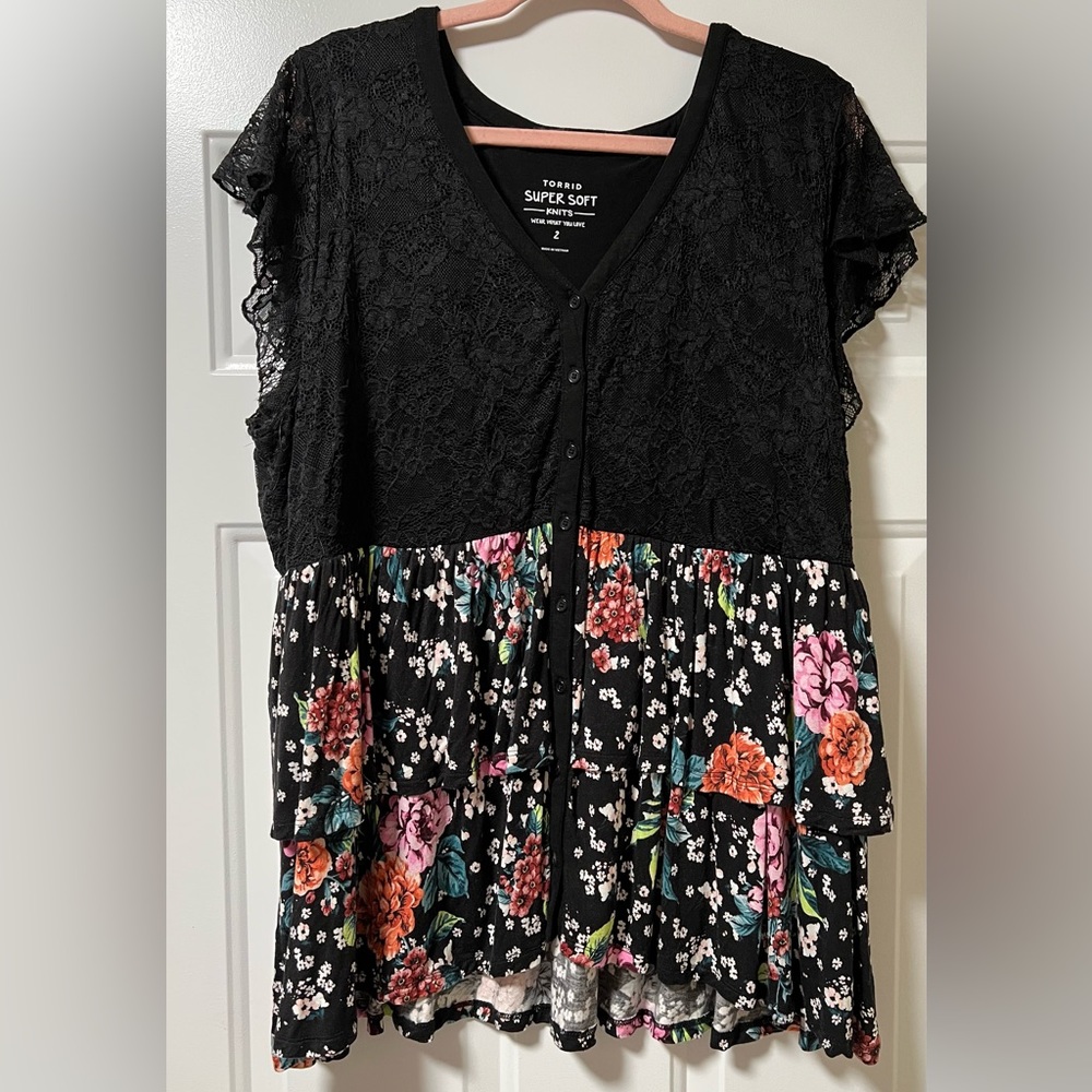 Torrid Super Soft V-Neck Lace Bodice Tiered Babydoll Top 2X